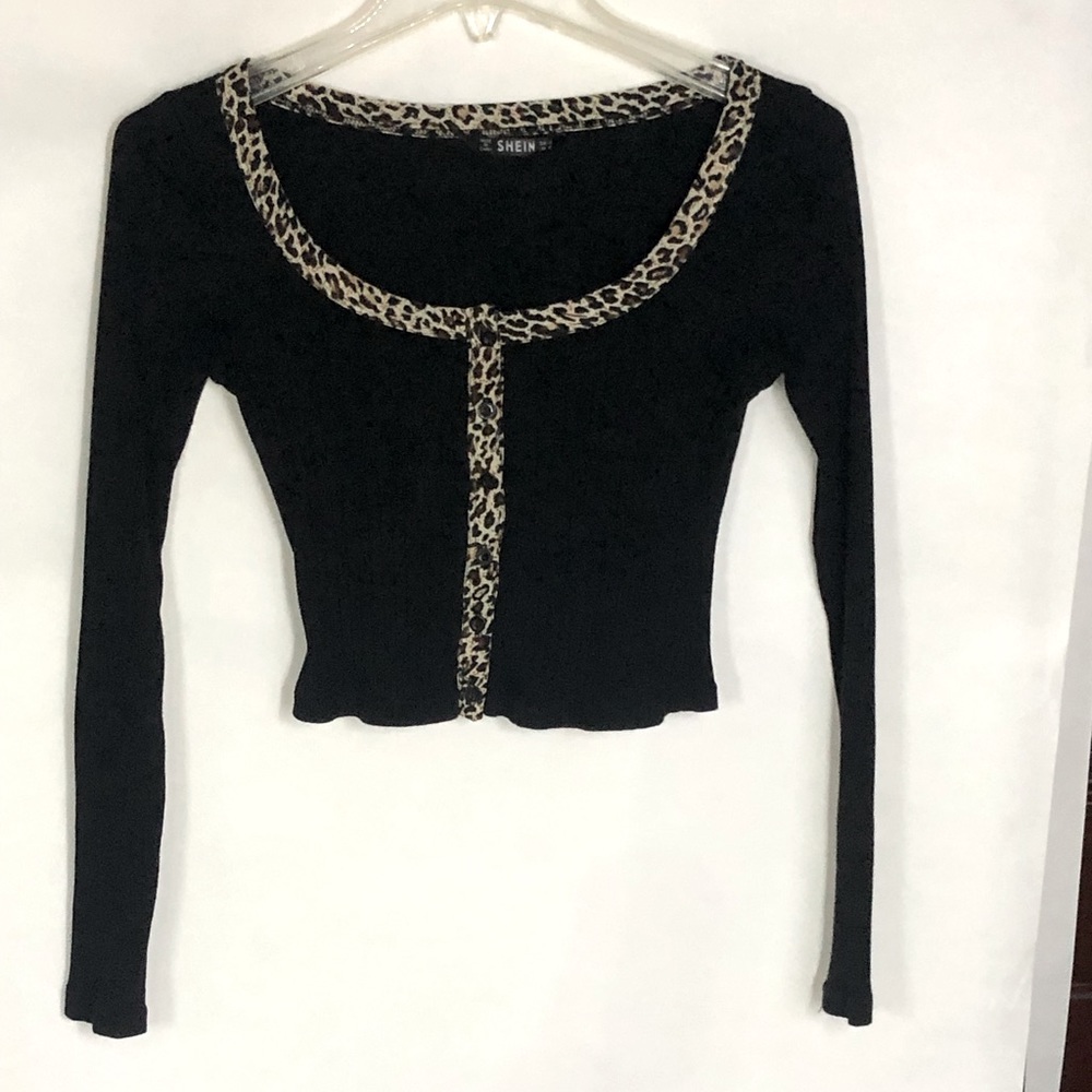 shein leopard trim black crop long sleeve top xs
